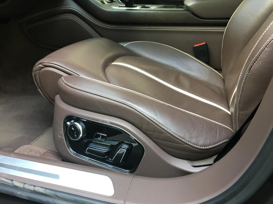 audi-a8-06-2011-7.jpg