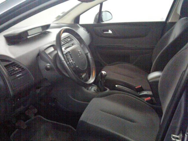 citroen-c4-06-2006-3.jpg