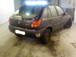 ford-fiesta-03-1998-2.jpg