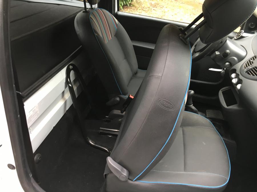 renault-twingo-04-2013-5.jpg
