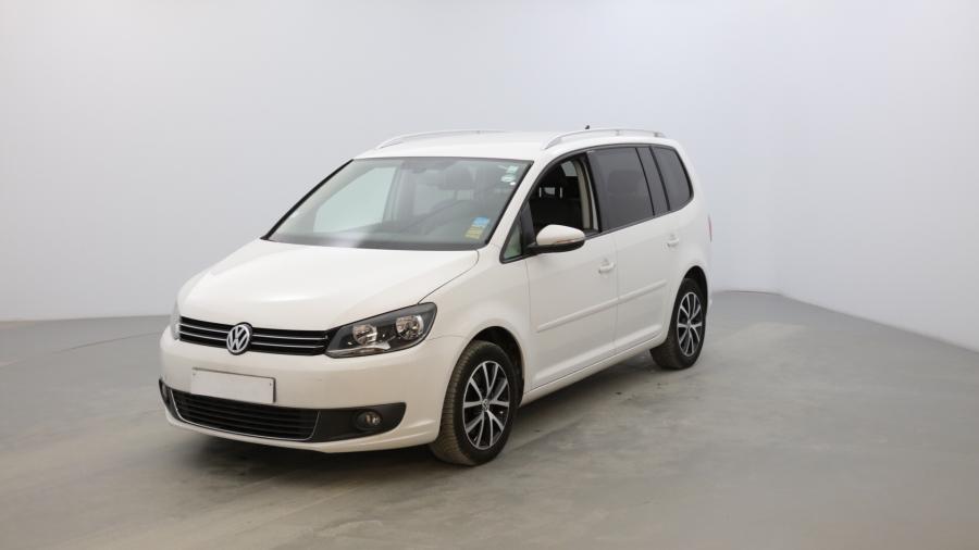 volkswagen-touran-03-2011-1.jpg