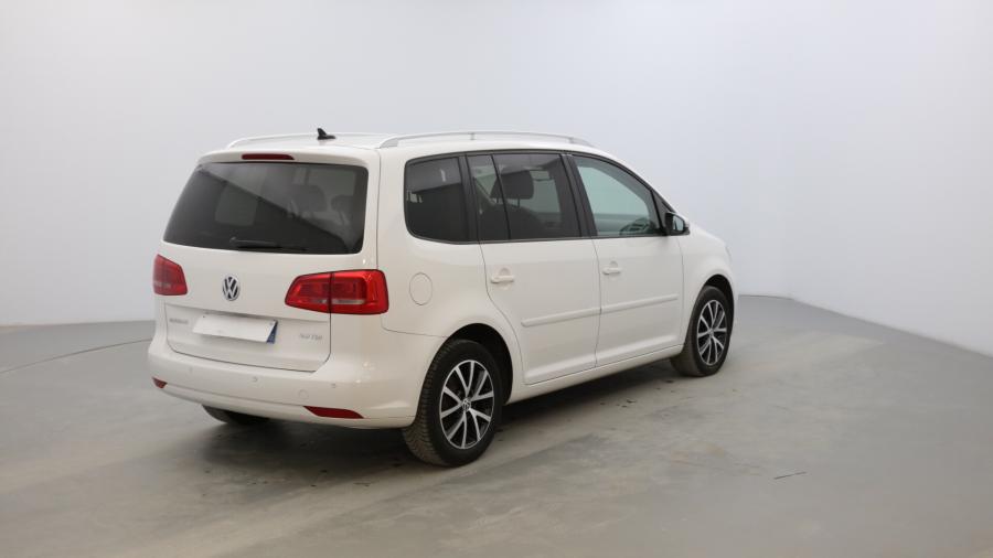 volkswagen-touran-03-2011-4.jpg