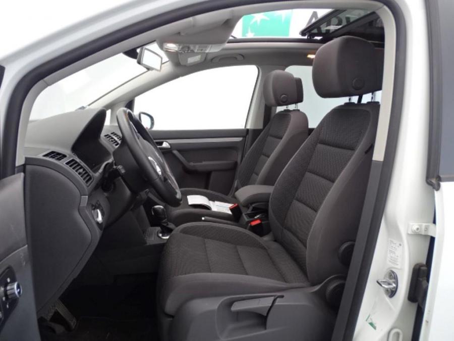 volkswagen-touran-12-2014-k1og-4.jpg