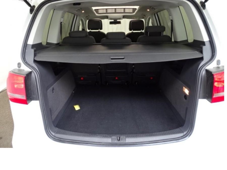 volkswagen-touran-12-2014-k1og-8.jpg