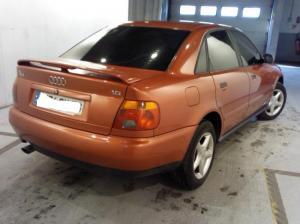 audi-a4-06-1996-2.jpg