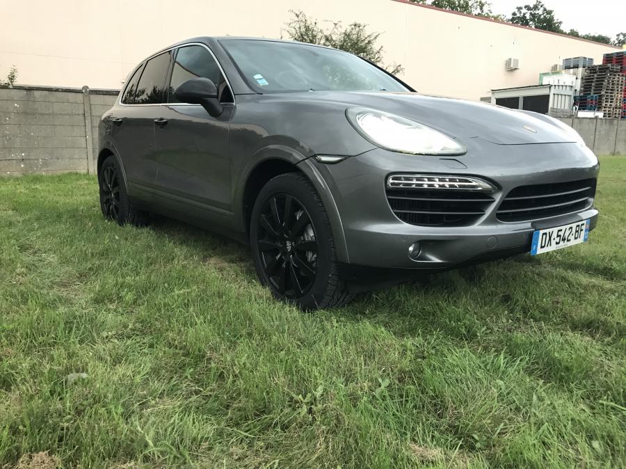 porsche-cayenne-12-2011-3.jpg