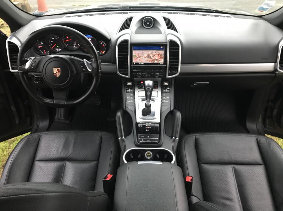 porsche-cayenne-12-2011-5.jpg