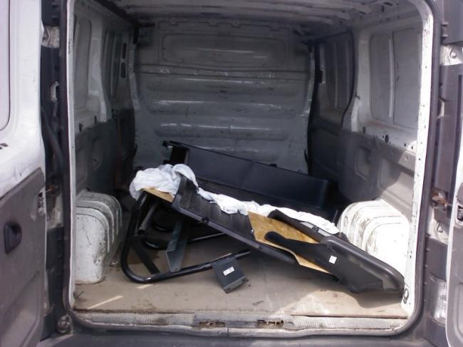 renault-trafic-11-2003-4.jpg