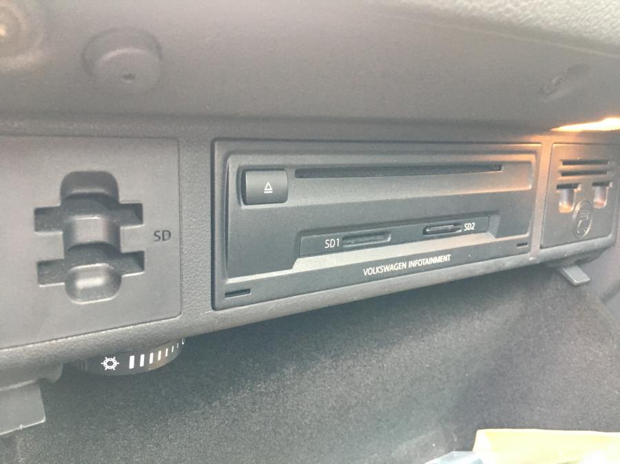 volkswagen-golf-plus-12-2014-8.jpg