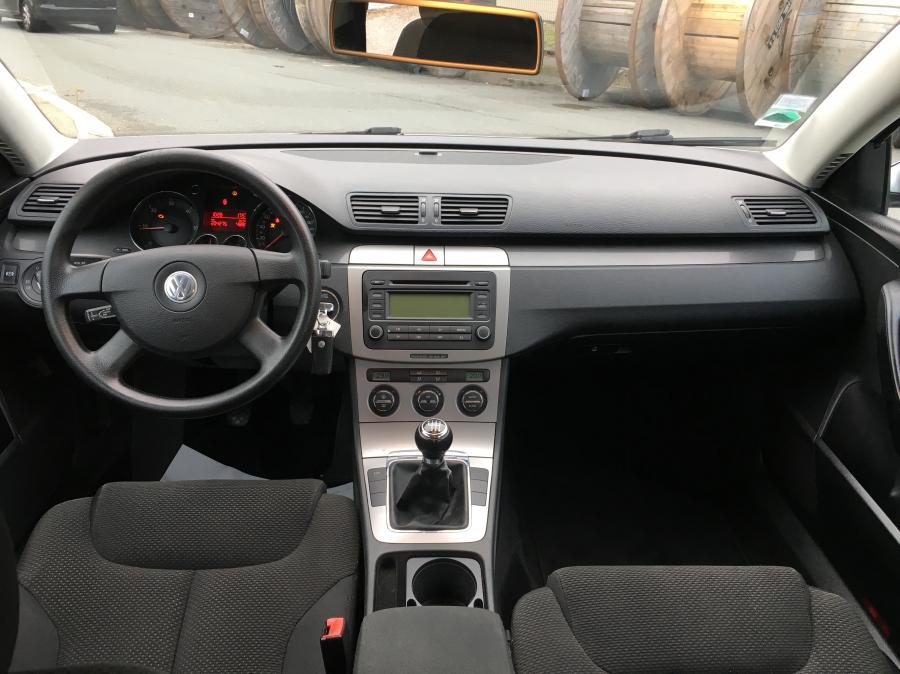 volkswagen-passat-05-2005-4.jpg
