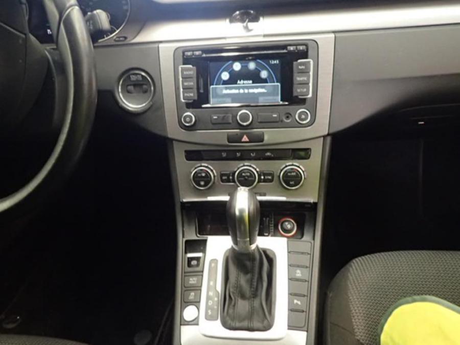 volkswagen-passat-08-2013-5.jpeg