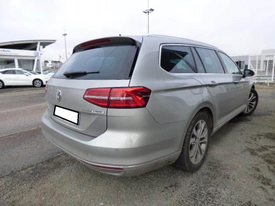 volkswagen-passat-12-2014-df2h-3.jpg