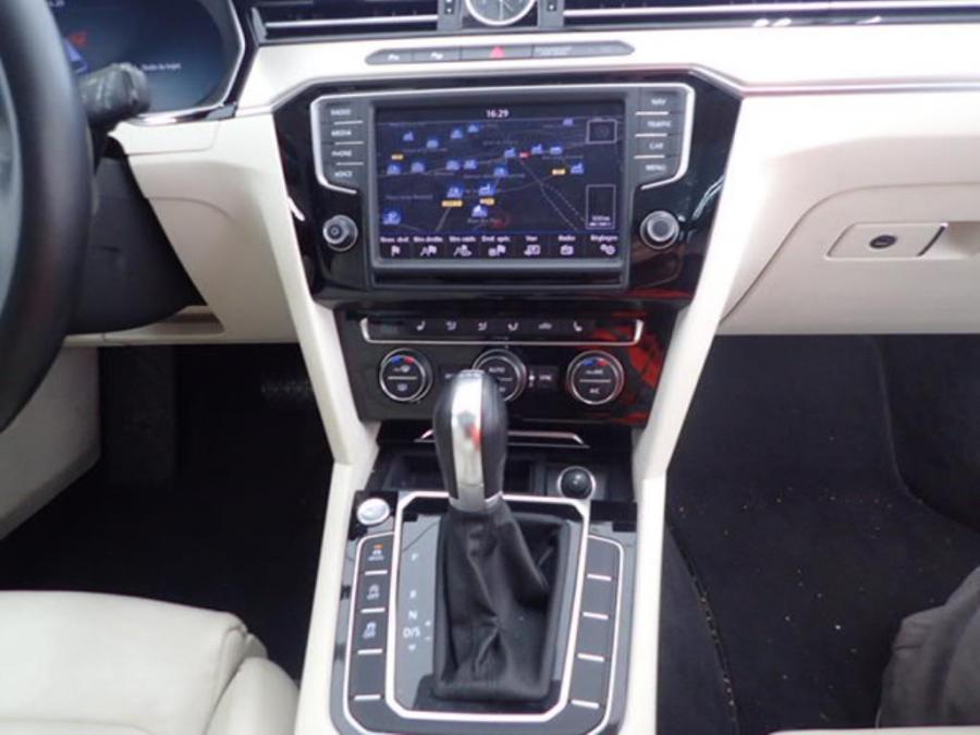 volkswagen-passat-12-2014-wfgc-4.jpeg
