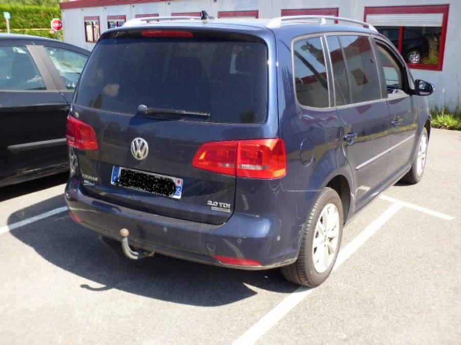 volkswagen-touran-06-2013-4.jpg