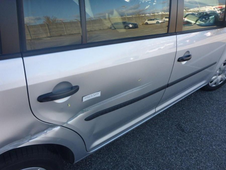 volkswagen-touran-12-2012-grnl-7.jpg